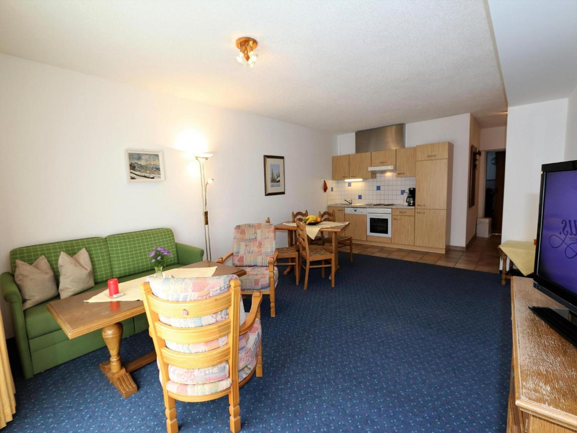 Apartment In Bichlbach With Parking Space Buitenkant foto