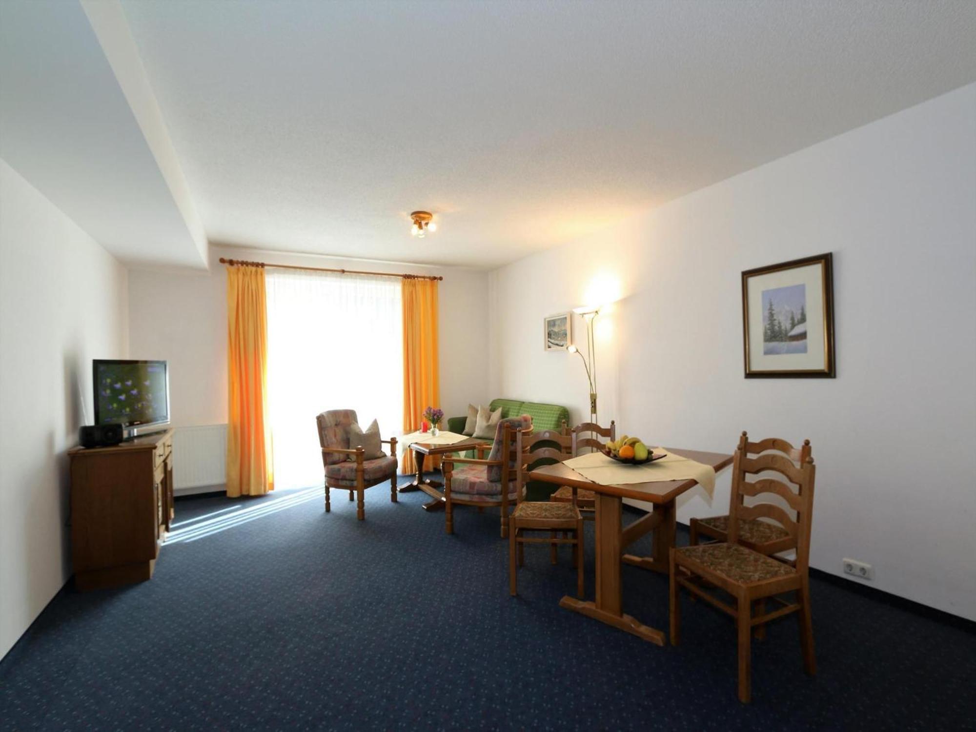 Apartment In Bichlbach With Parking Space Buitenkant foto